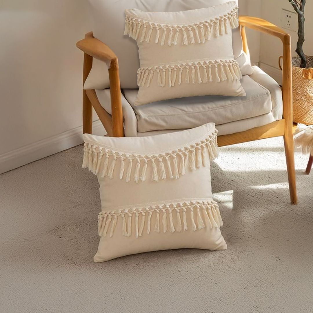 Cushion cover with long tassels