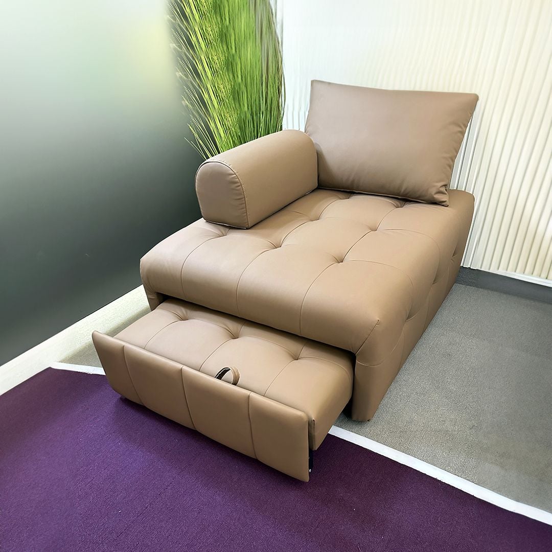Floor Sofa With Pull-Out Footrest product thumbnail 4