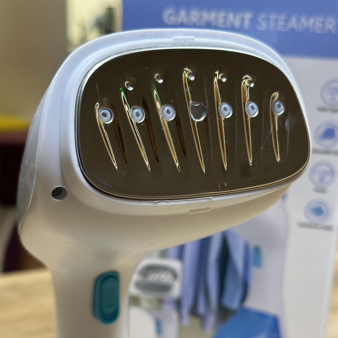 Portable Travel Steam Iron product thumbnail 4