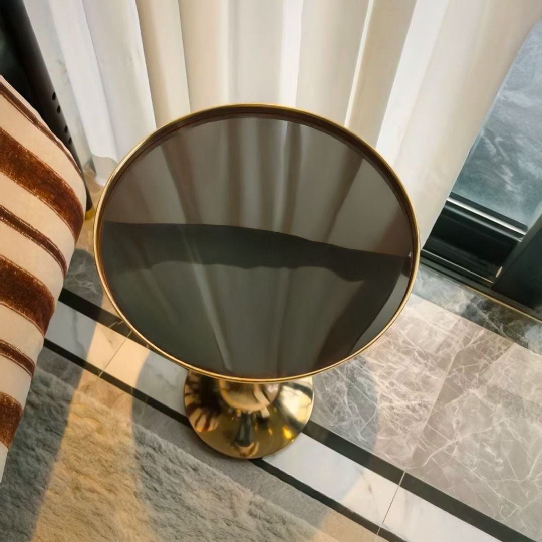 طاولة جانبية ذهبية أنيقة - 6