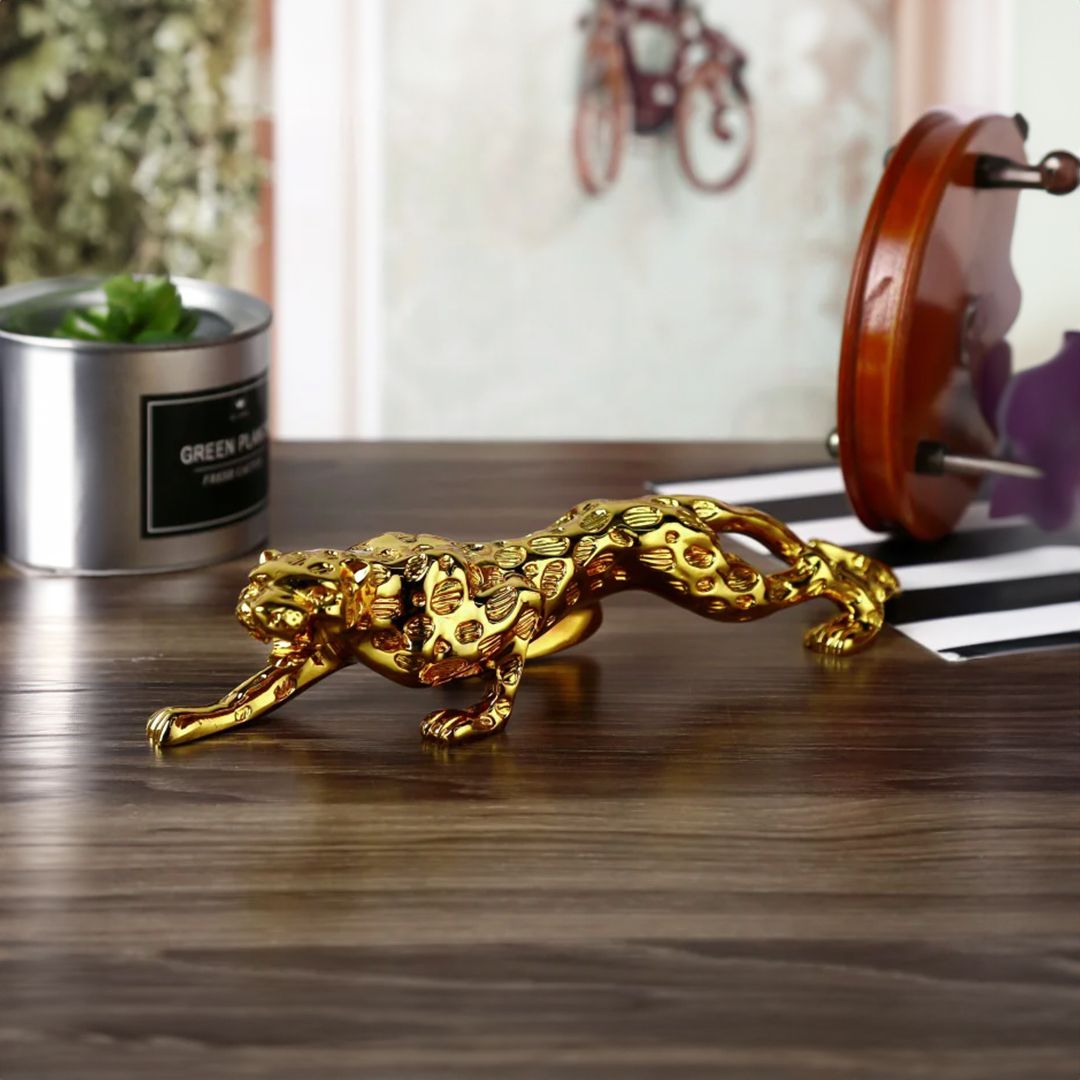 Golden Statue In The Shape Of A Leopard product thumbnail 15