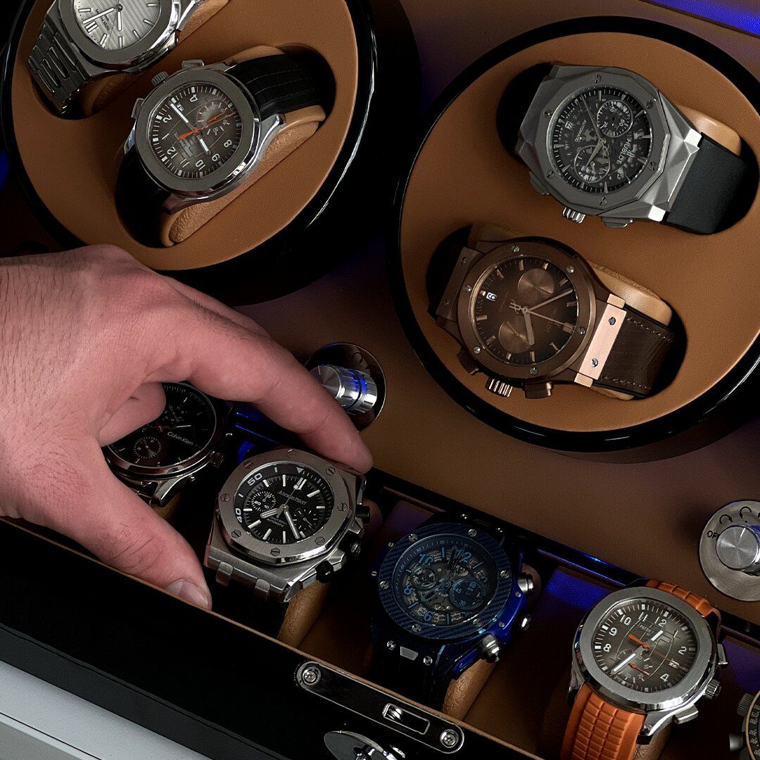 Luxury Watches Box With LED product thumbnail 7