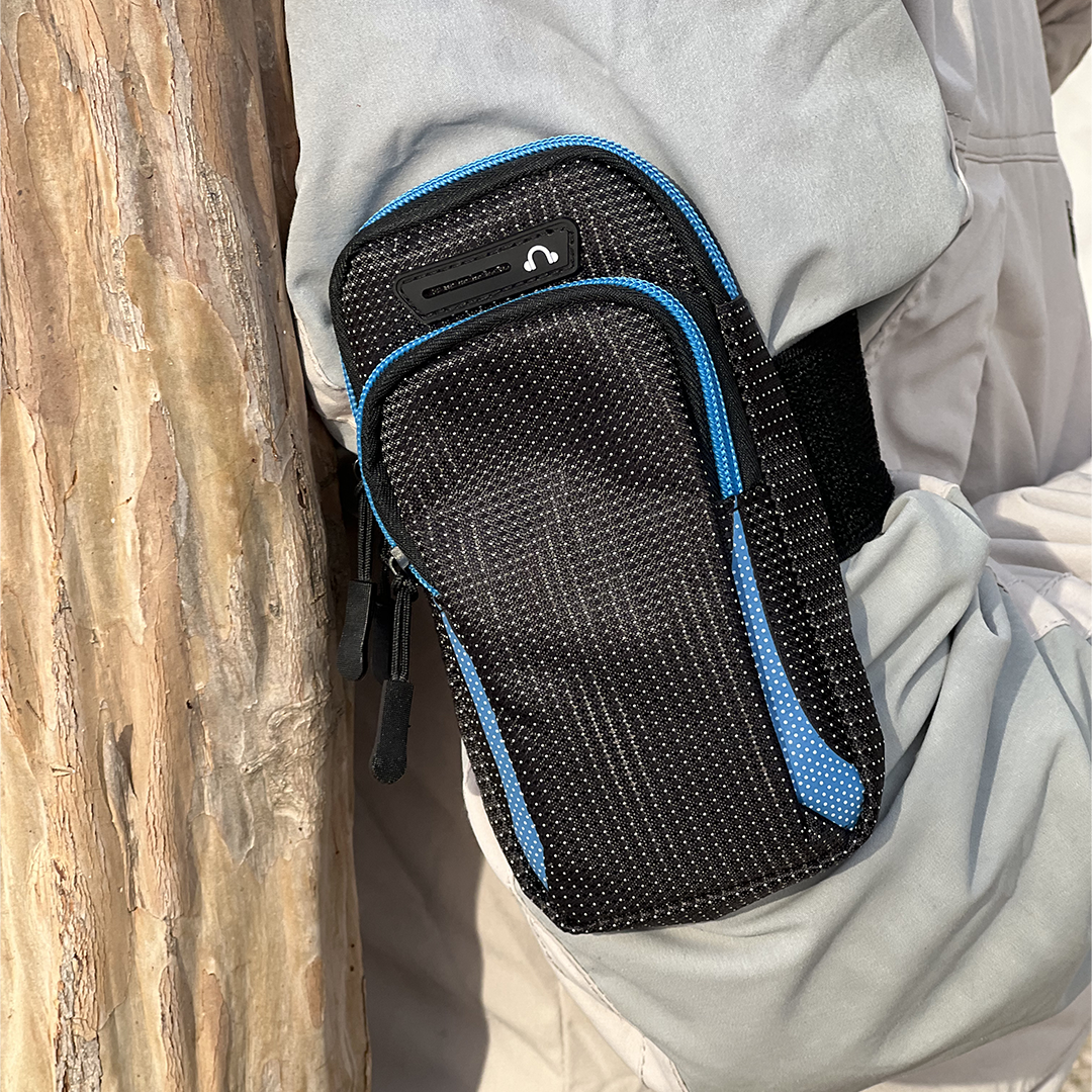 Waterproof Armband Sport Phone Case product thumbnail 15