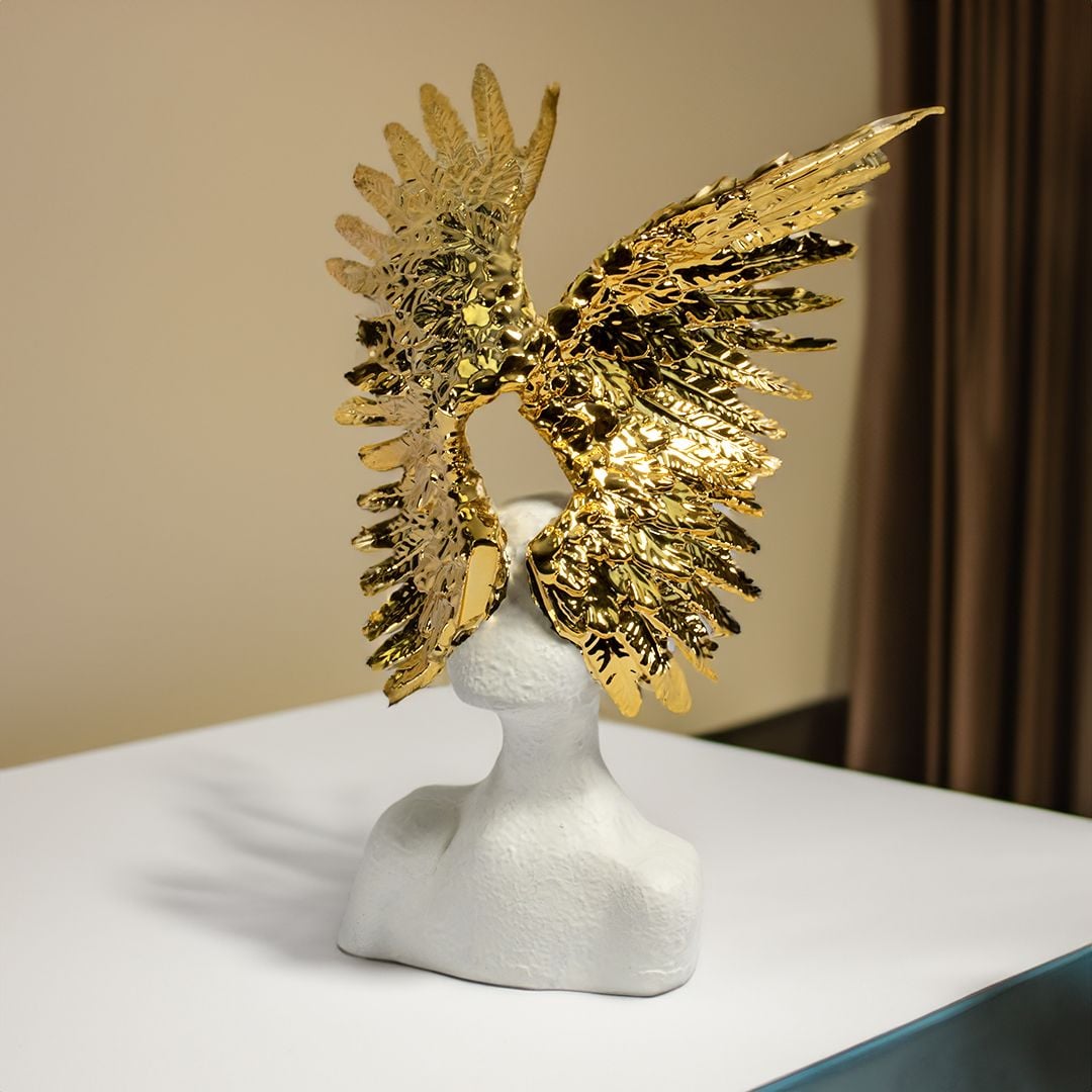 Classic Golden Wings Figurine product thumbnail 15