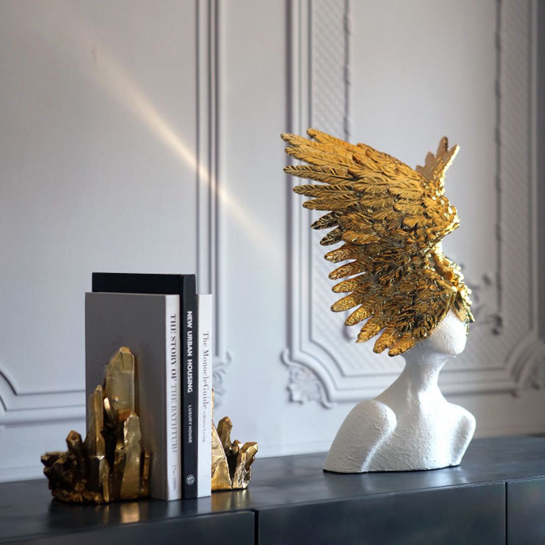 Classic Golden Wings Figurine product thumbnail 12