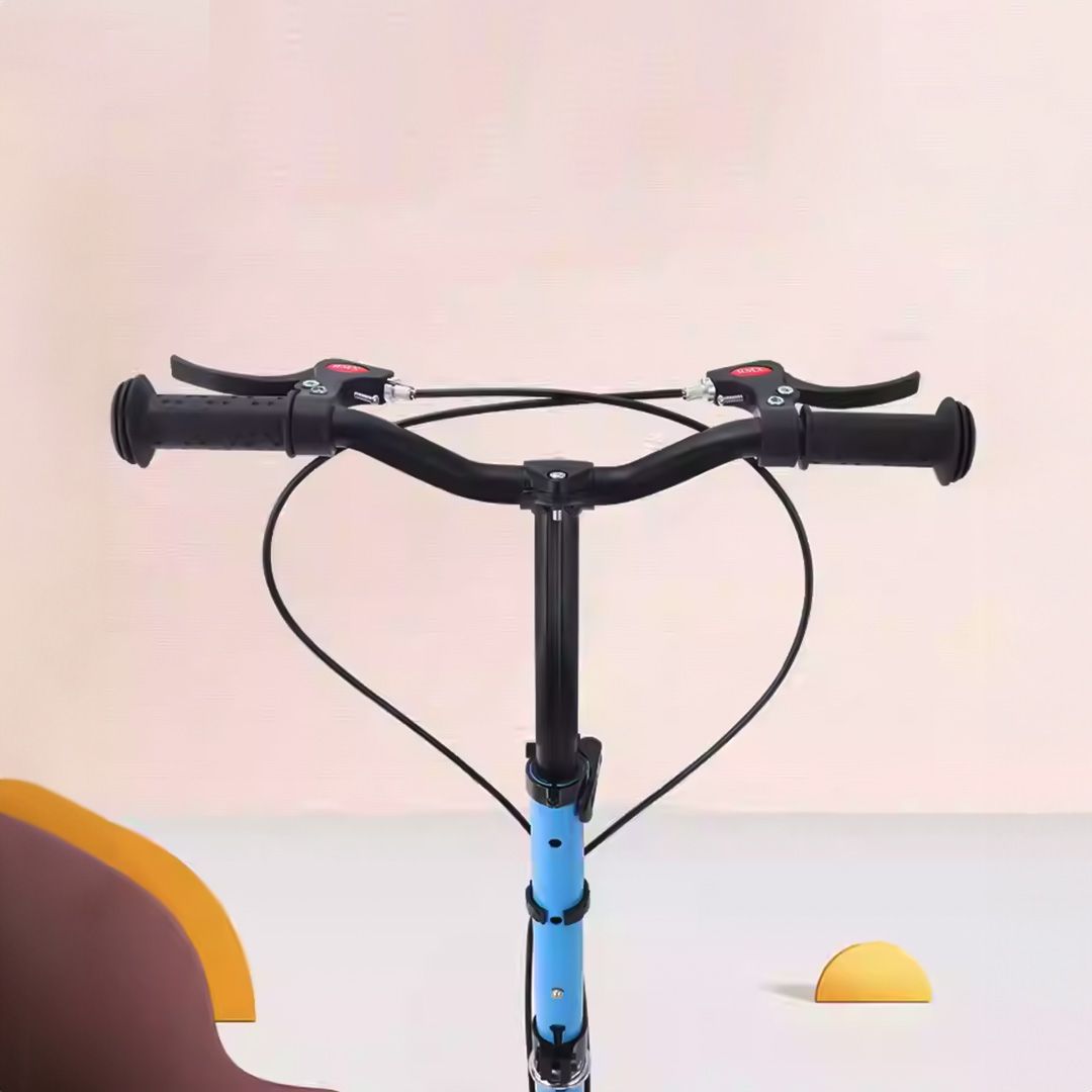 سكوتر ثلاثي ببدالتين - 8