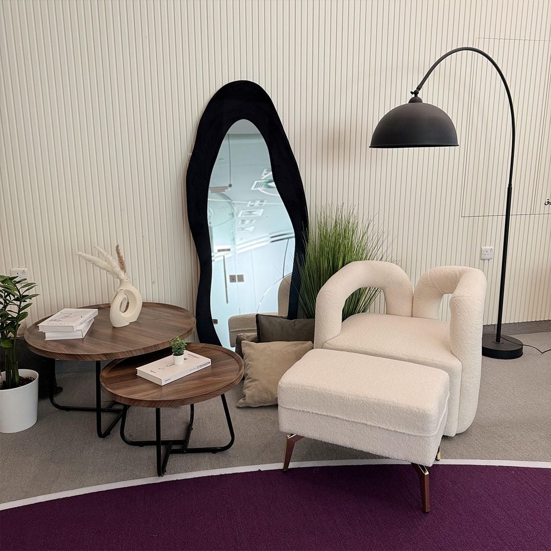 Velvet Chair with Footrest product thumbnail 3