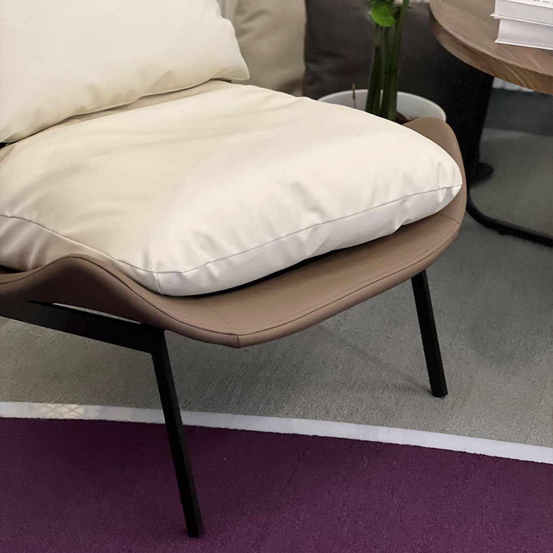 Luxurious Leather Chair With Metal Legs product thumbnail 6