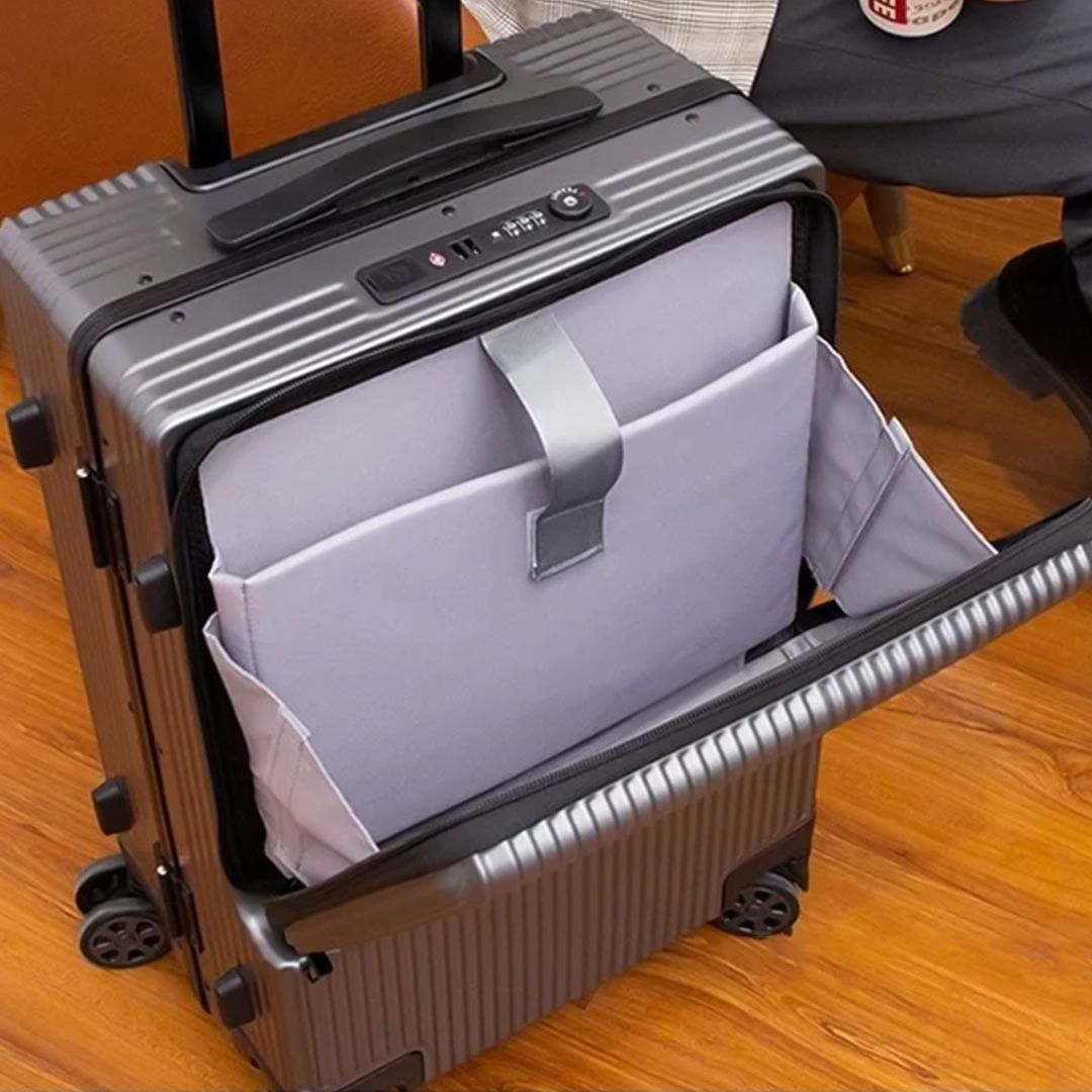 حقيبة سفر مع قفل و مدخل شحن USB	 - 4