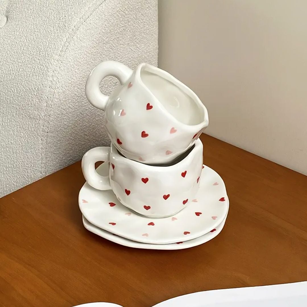 فنجان مع صحن مزخرف بالقلوب - 16