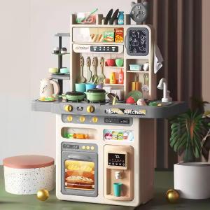 لعبة مطبخ للأطفال