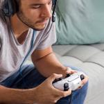 شاحن لاسلكي لأيدي البلاستيشن - 14