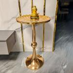 طاولة جانبية ذهبية أنيقة - 2