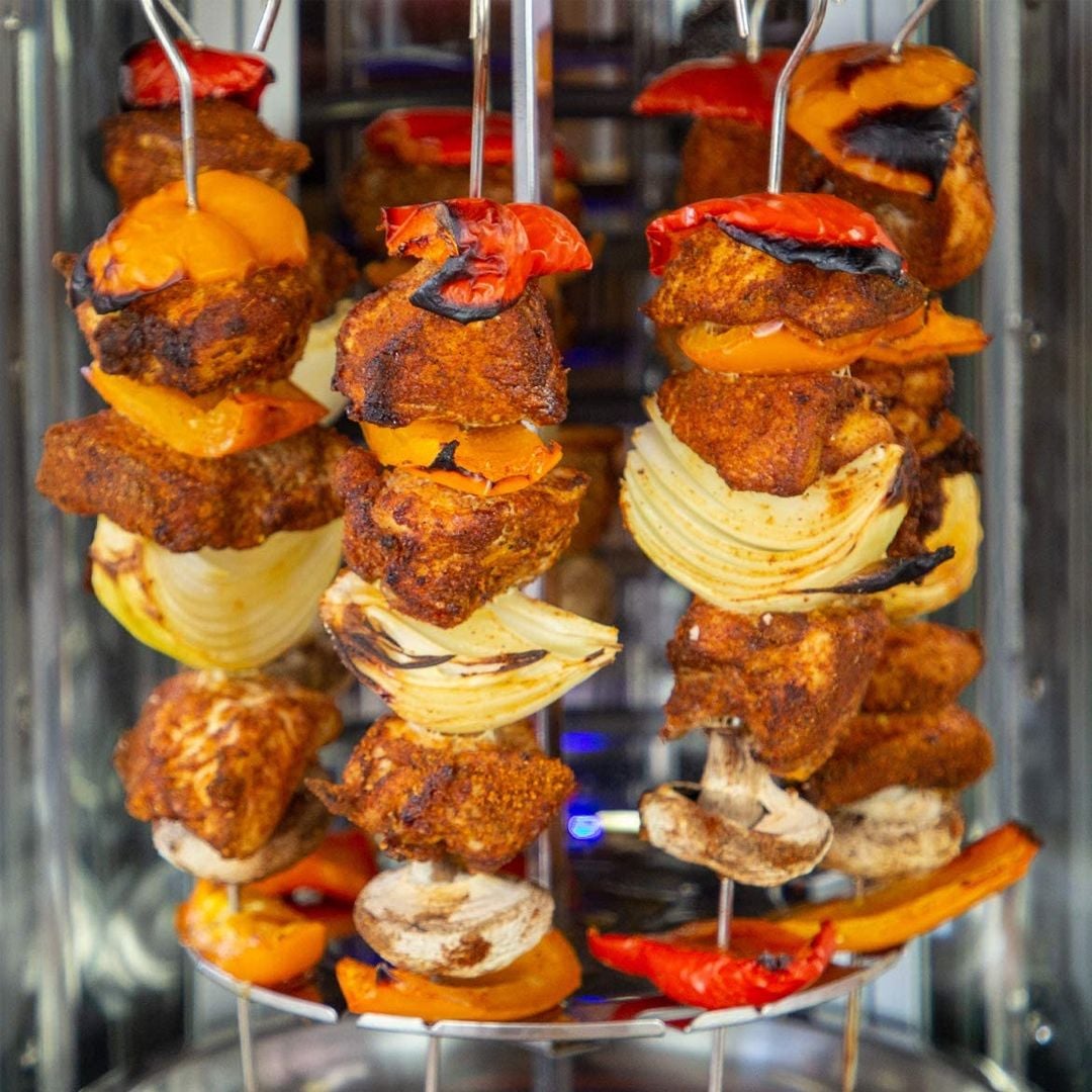 سيخ صنع الشاورما والدجاج المحمر - 4