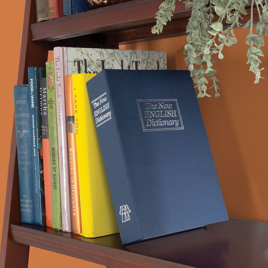 Dictionary Secret Book With Safety Lock product thumbnail 18