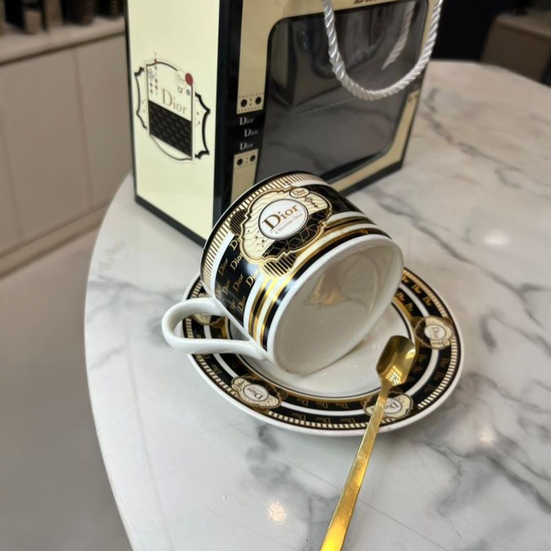 طقم فناجين بتصميم Dior - 2